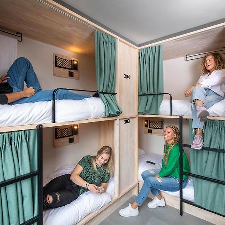 The Bee Hostel Amsterdam Bagian luar foto