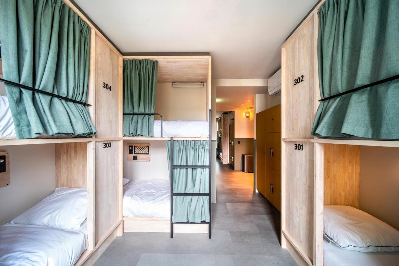 The Bee Hostel Amsterdam Bagian luar foto