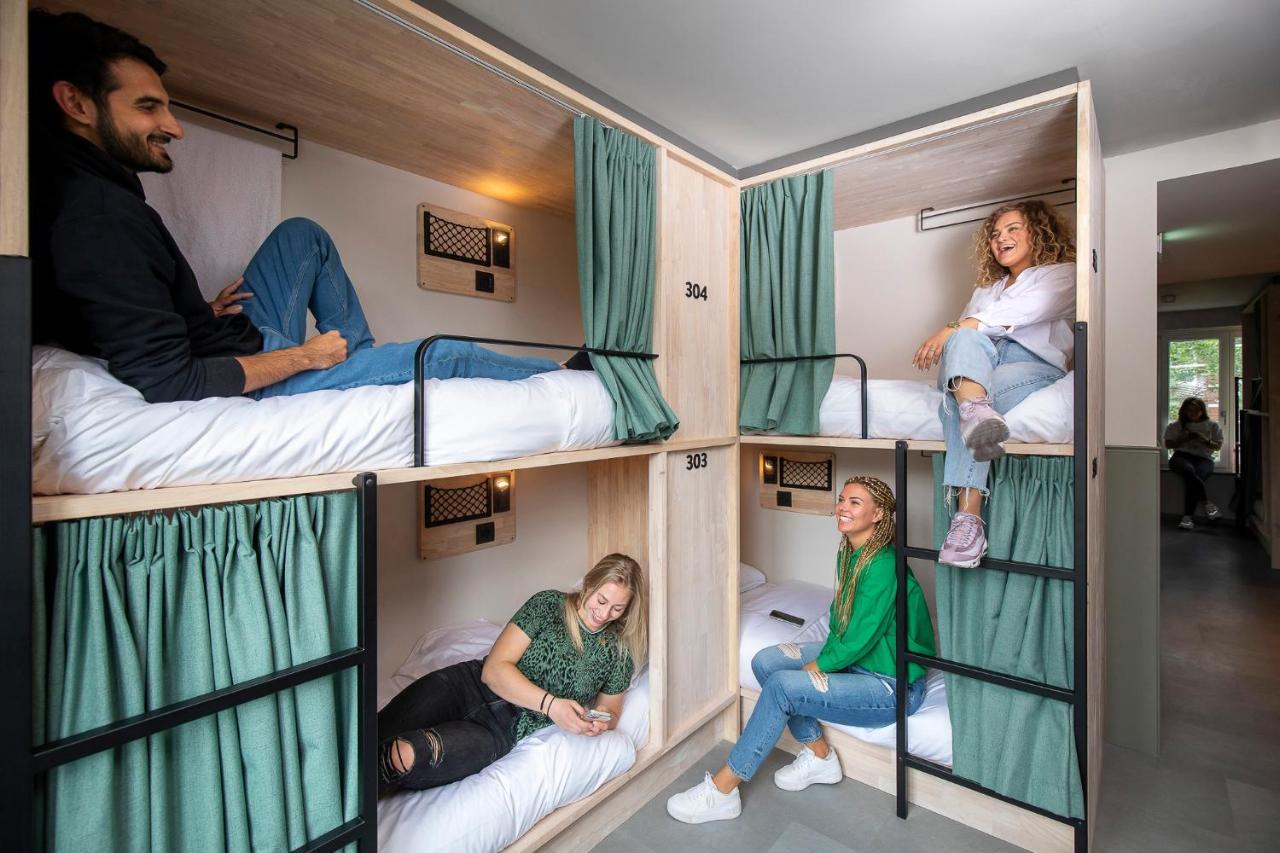 The Bee Hostel Amsterdam Bagian luar foto